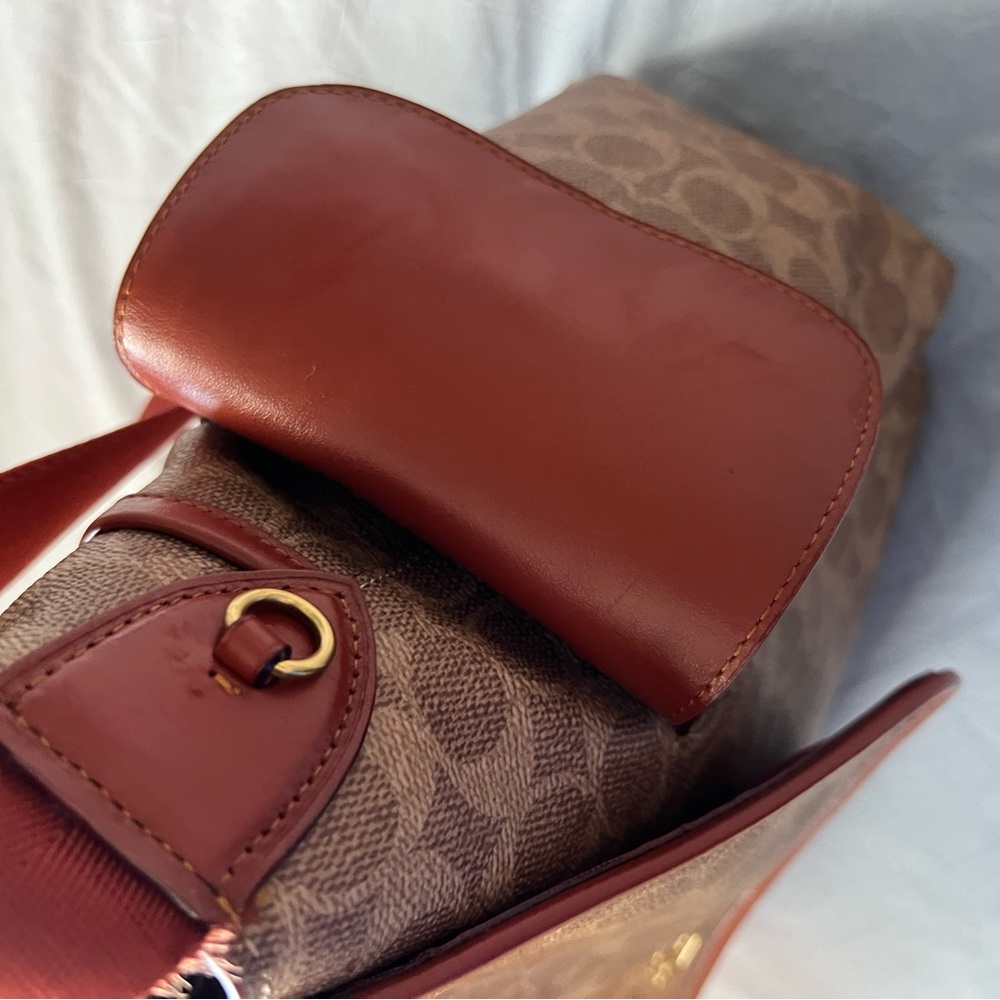 Coach Baby Messenger Bag In Signature Canvas - Picture 6 of 12